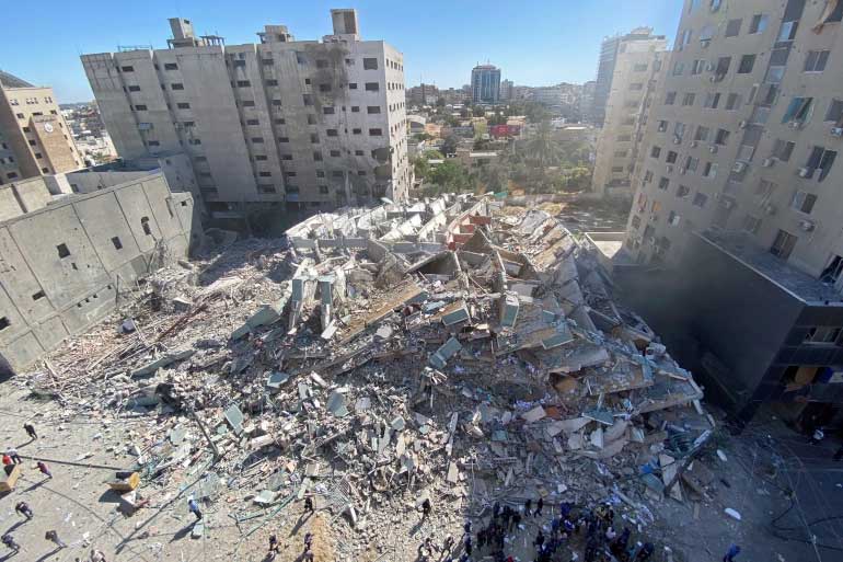 Palestina: la ocupación continúa la guerra de destrucción de las torres y casas de los residentes en Gaza, y la resistencia bombardea la profundidad israelí